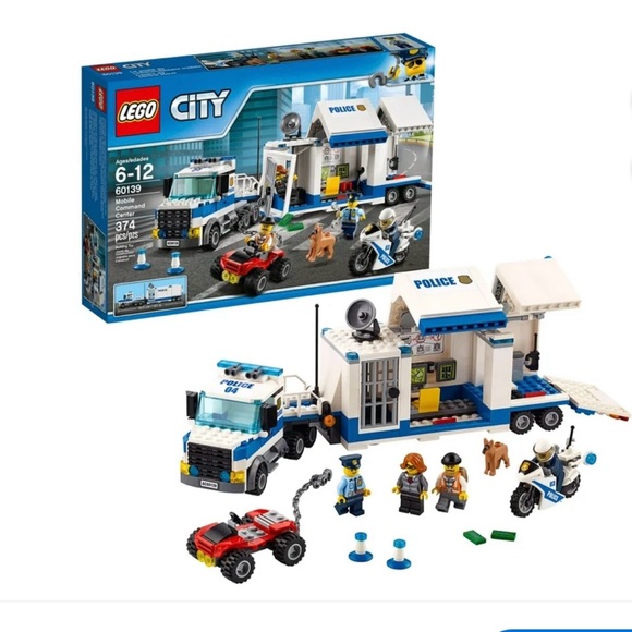 NWT NIB LEGO City Police Mobile Command Center 60139 (374 Pieces) Retired model - Picture 2 of 3